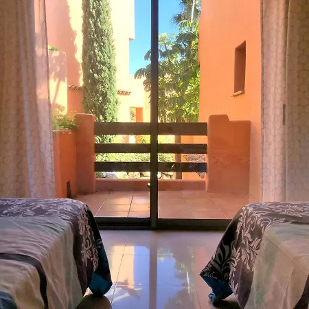 Apartment Excellent Holiday With Pool View