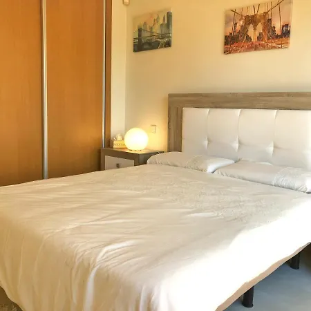 Apartment Excellent Holiday With Pool View